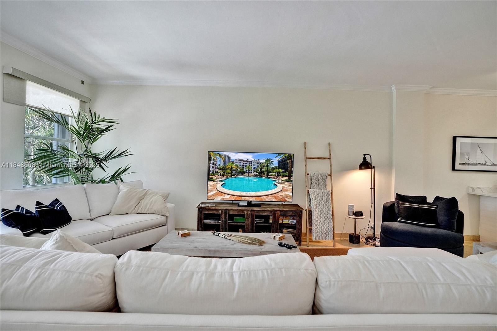 Real estate property located at 3700 Island Blvd C206, Miami-dade, Mediterranean Village Con, Aventura, FL