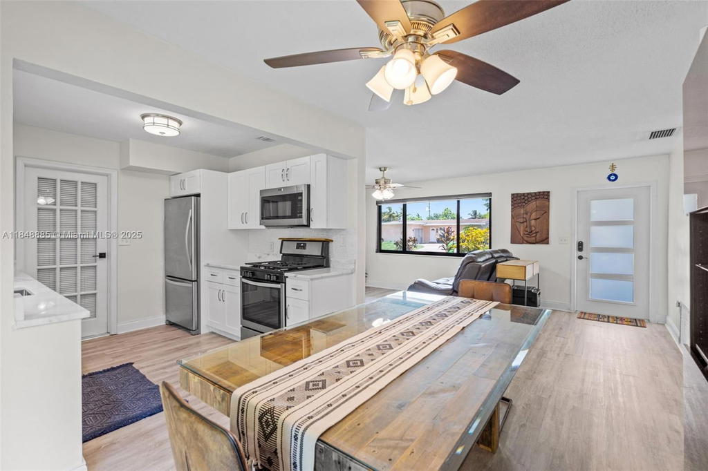 Real estate property located at 8450 28th St, Broward, Sunrise Golf Village, Sunrise, FL