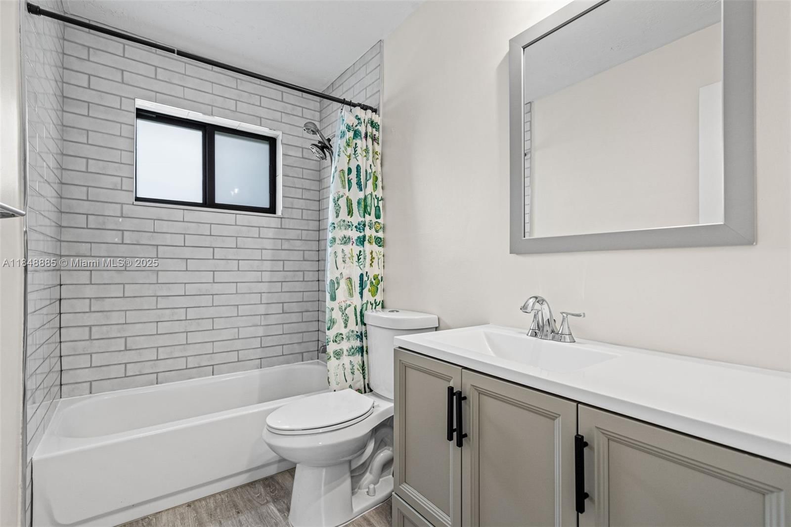 Real estate property located at 8450 28th St, Broward, Sunrise Golf Village, Sunrise, FL