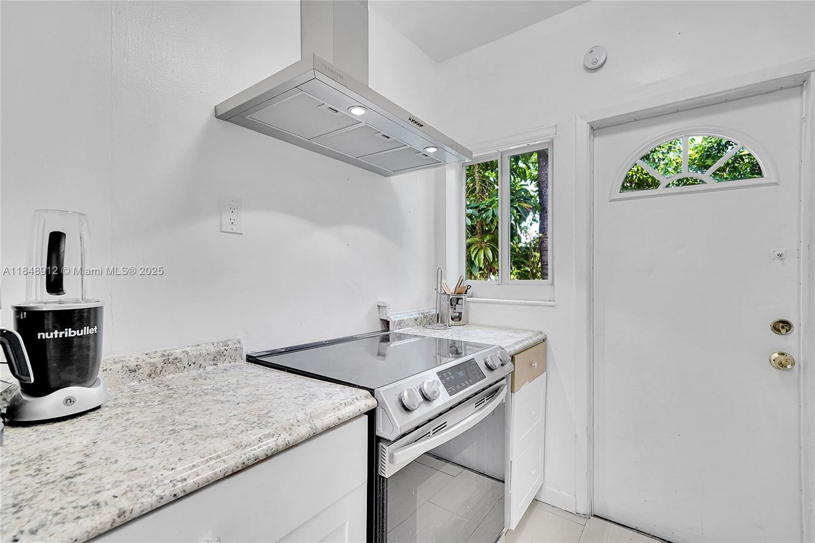 Real estate property located at 1135 Euclid Ave #207, Miami-dade, Ramavest Condo, Miami Beach, FL