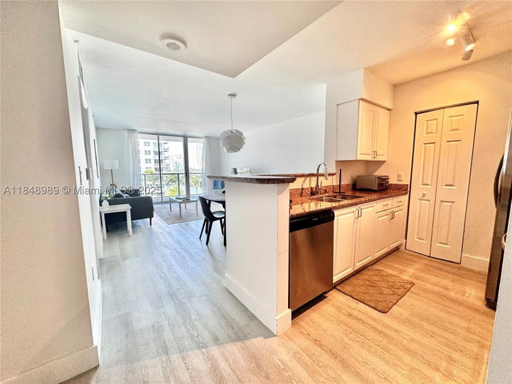 Real estate property located at 1155 Brickell Bay Dr #906, Miami-dade, The Mark On Brickell Cond, Miami, FL