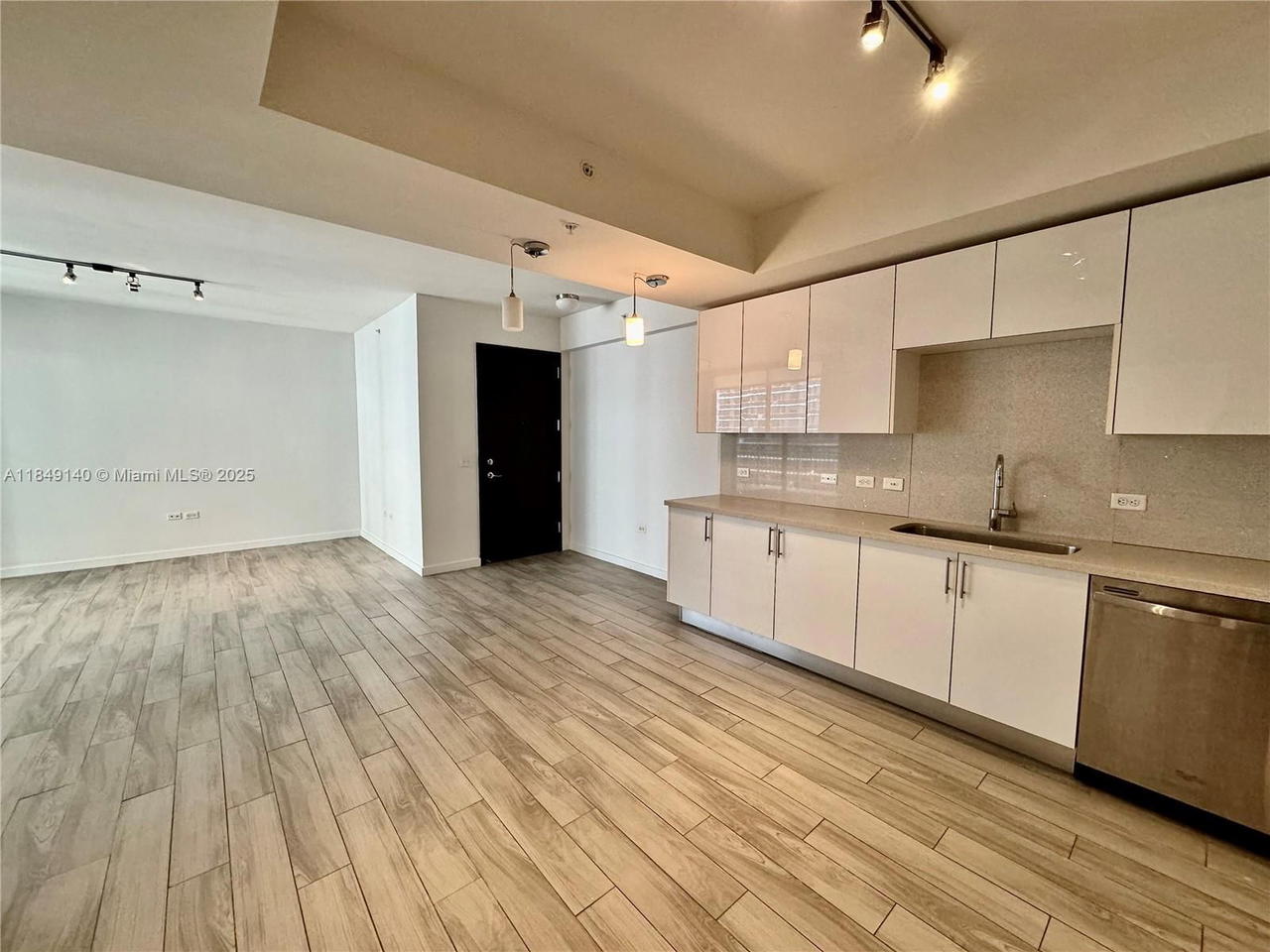 Real estate property located at 999 1st Ave #2801, Miami-dade, Nine At Mary Brickell Vil, Miami, FL