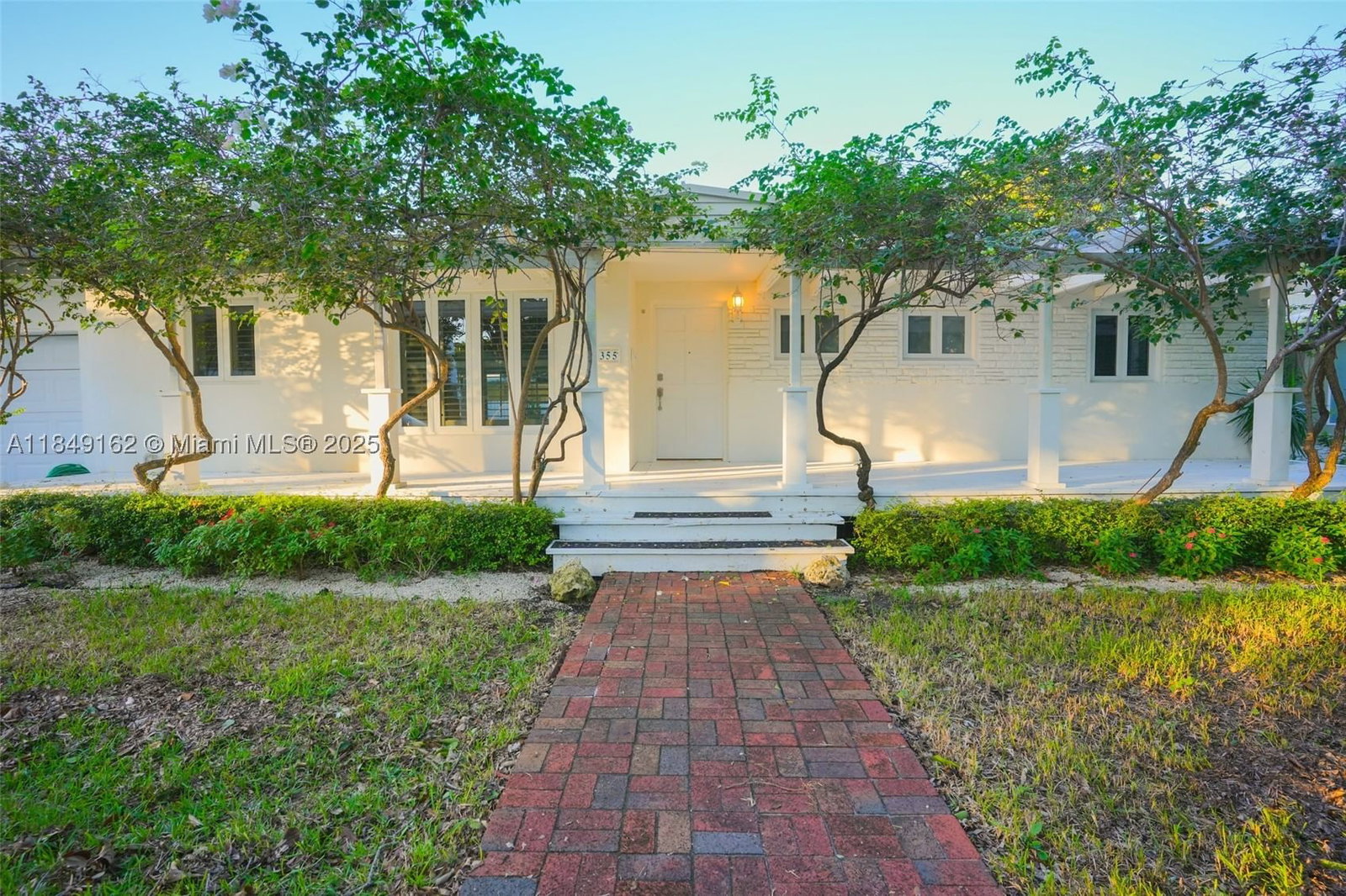 Real estate property located at 355 Redwood Ln, Miami-dade, Tropical Isle Homes Sub 3, Key Biscayne, FL