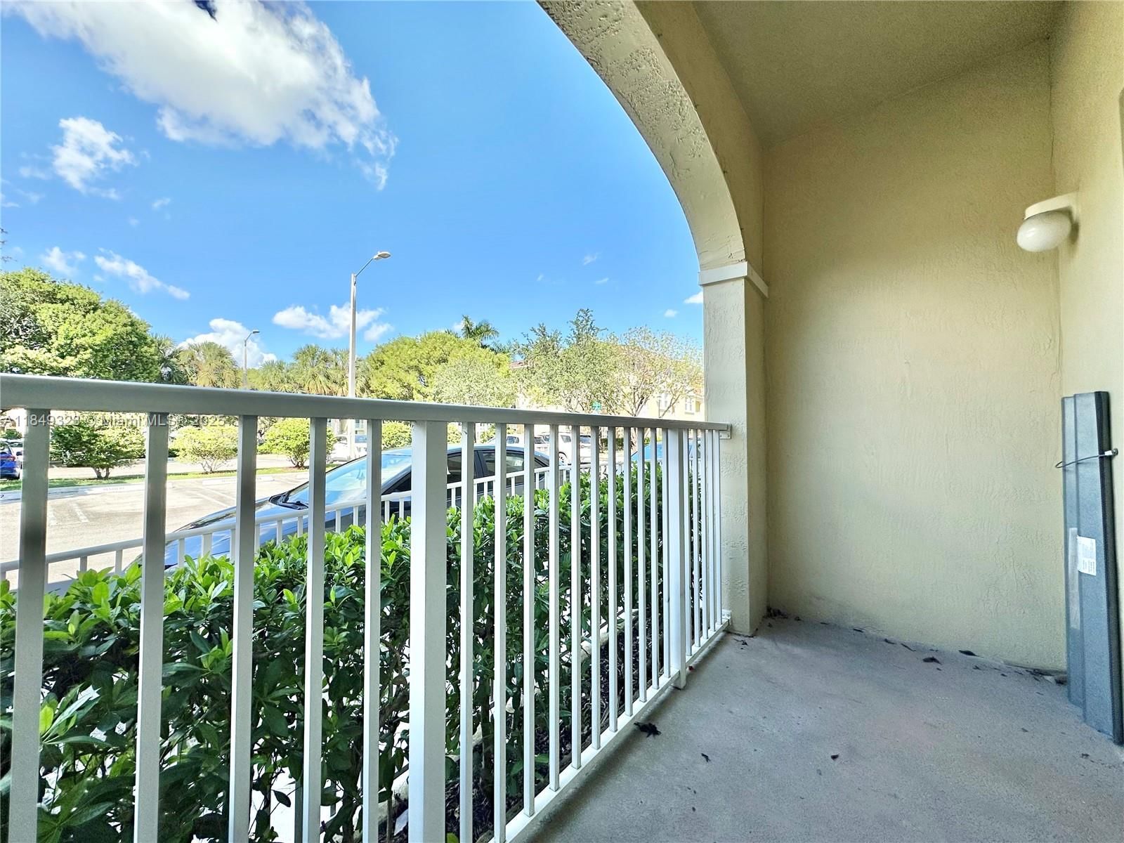 Real estate property located at 10870 88th Ter #103, Miami-dade, Coronado At Doral Iii Con, Doral, FL