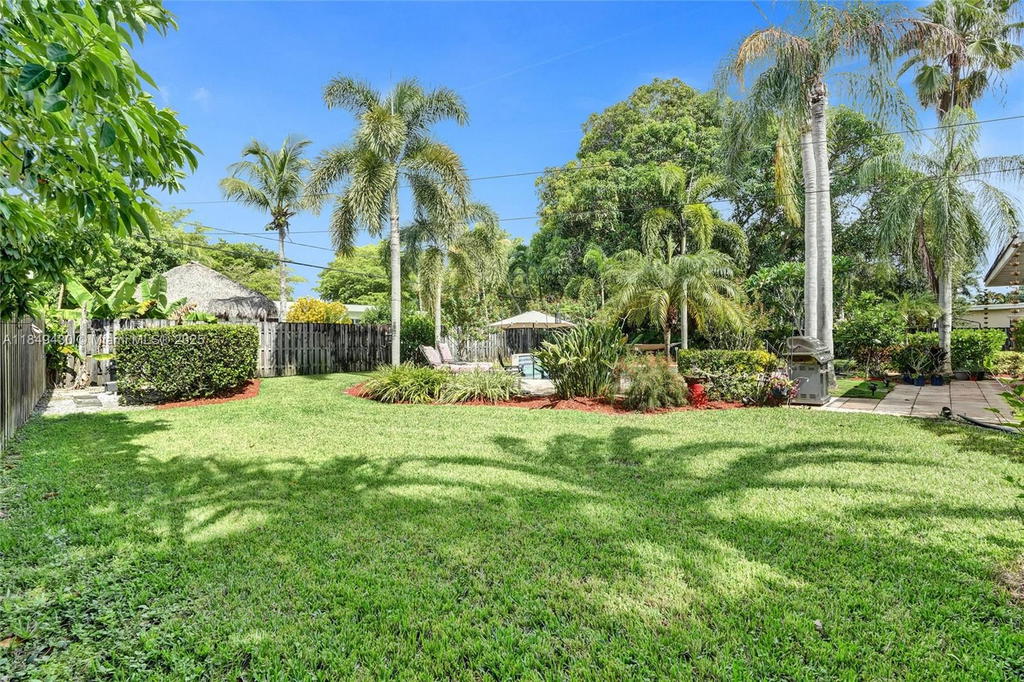 Real estate property located at 821 Oleander Dr, Broward, Plantation Gardens 3rd Se, Plantation, FL