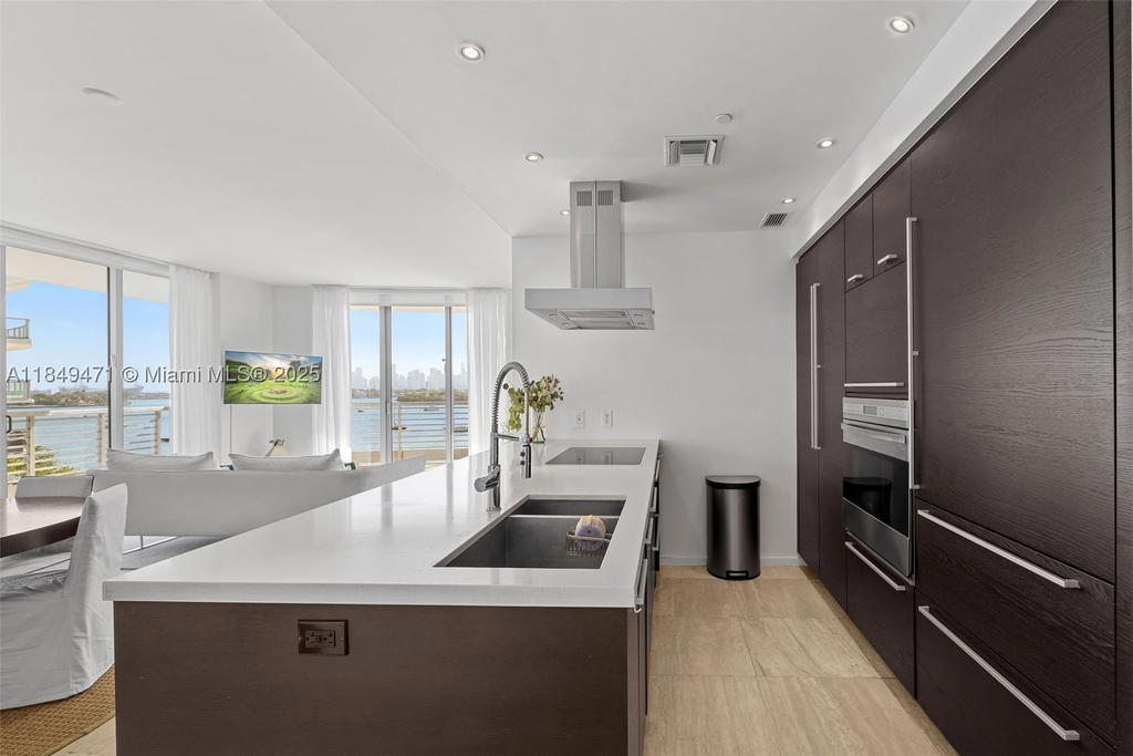 Real estate property located at 1445 16th St #602, Miami-dade, Capri South Beach Condo, Miami Beach, FL