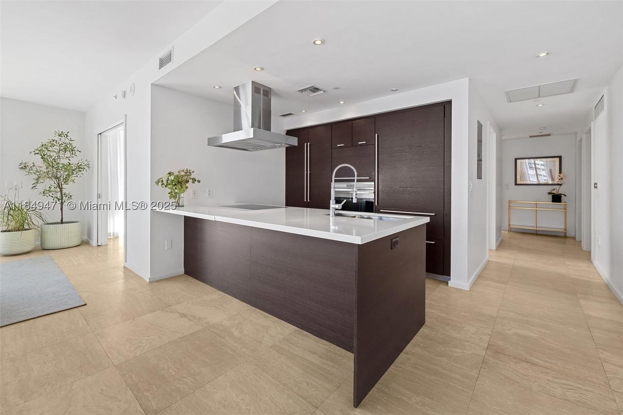 Real estate property located at 1445 16th St #602, Miami-dade, Capri South Beach Condo, Miami Beach, FL
