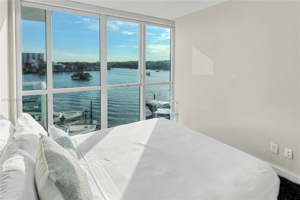 Real estate property located at 400 Sunny Isles Blvd #307, Miami-dade, 400 Sunny Isles Condo Eas, Sunny Isles Beach, FL