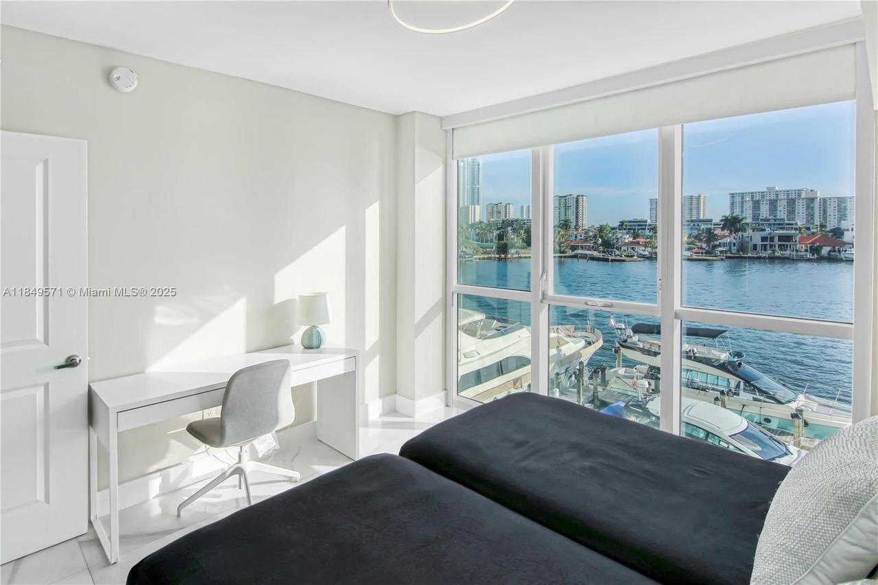 Real estate property located at 400 Sunny Isles Blvd #307, Miami-dade, 400 Sunny Isles Condo Eas, Sunny Isles Beach, FL