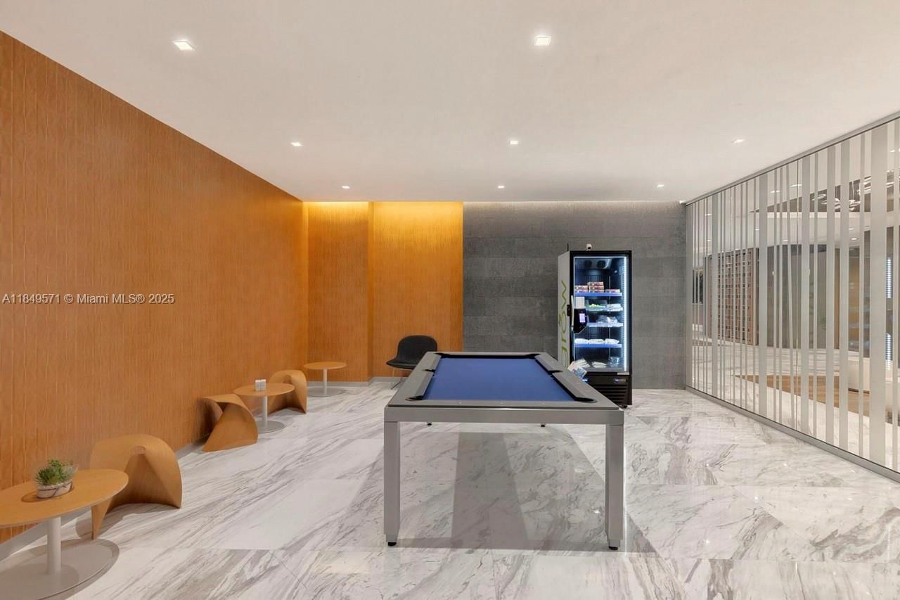 Real estate property located at 400 Sunny Isles Blvd #307, Miami-dade, 400 Sunny Isles Condo Eas, Sunny Isles Beach, FL