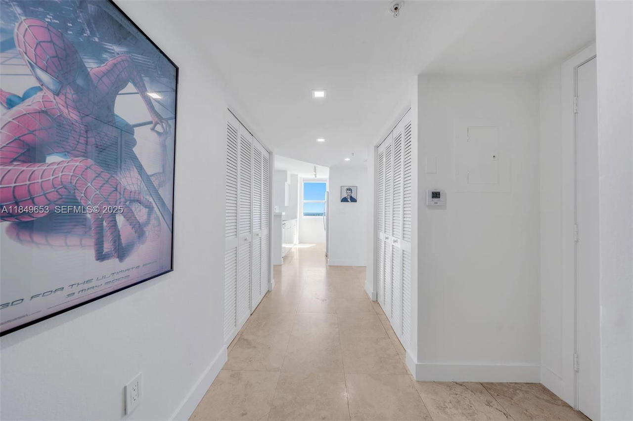Real estate property located at 90 Alton Rd #2702, Miami-dade, Yacht Club At Portofino C, Miami Beach, FL