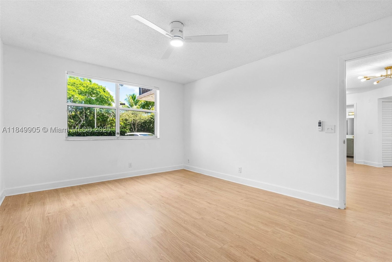 Real estate property located at 8721 Wiles Rd #105, Broward, Edgewater Condo, Coral Springs, FL