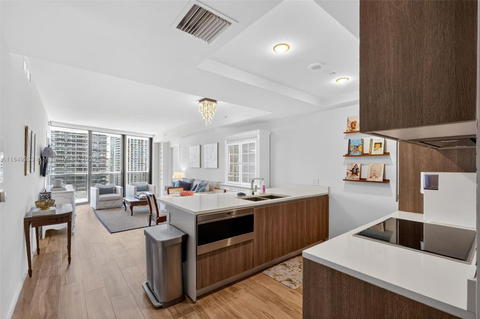 Real estate property located at 801 Miami Ave #2802, Miami-dade, 801 Sma Residences Condo, Miami, FL