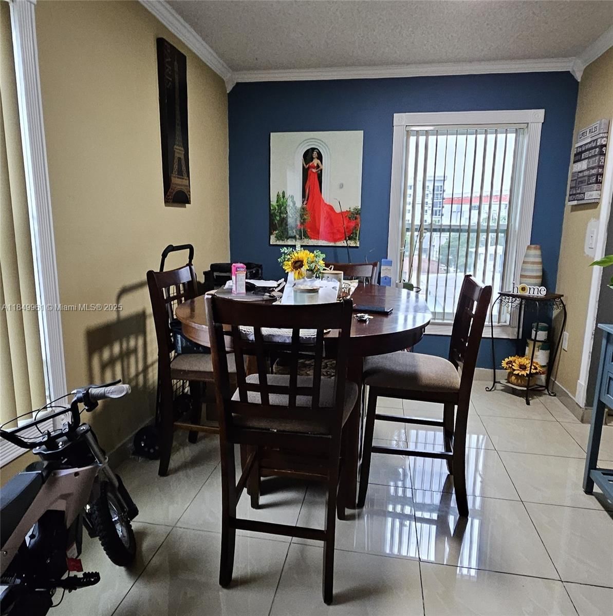 Real estate property located at 2138 6 St #403, Miami-dade, El Paraiso Condo, Miami, FL