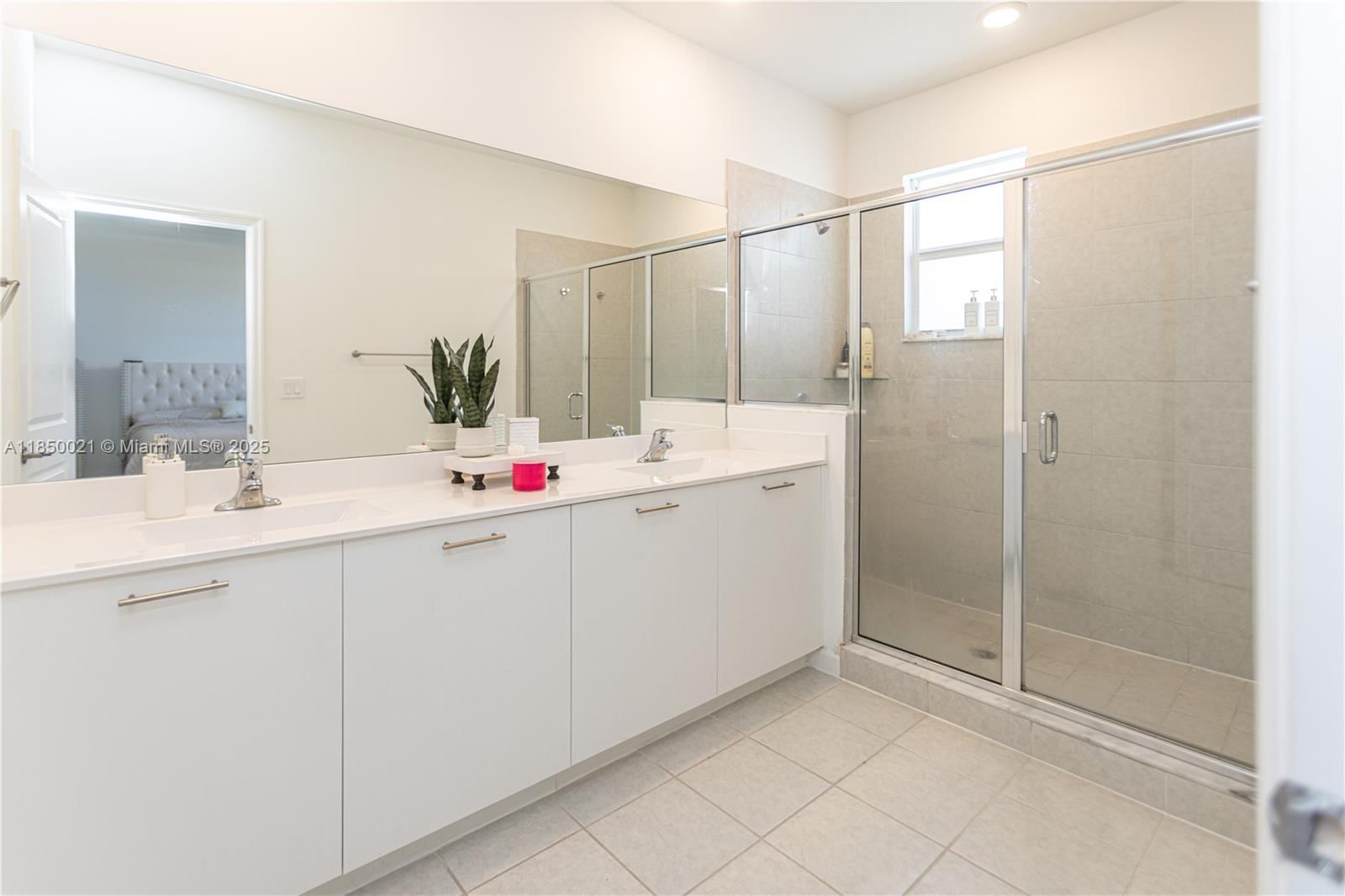 Real estate property located at 12561 23rd Pl, Miami-dade, Golf Ests 1st Addn, Miami, FL