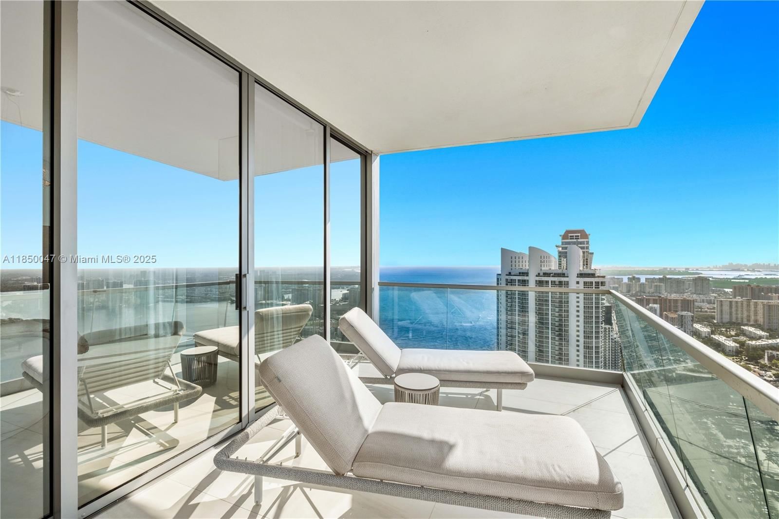 Real estate property located at 18501 Collins Ave #4504, Miami-dade, North Biscayne Beach Amen, Sunny Isles Beach, FL