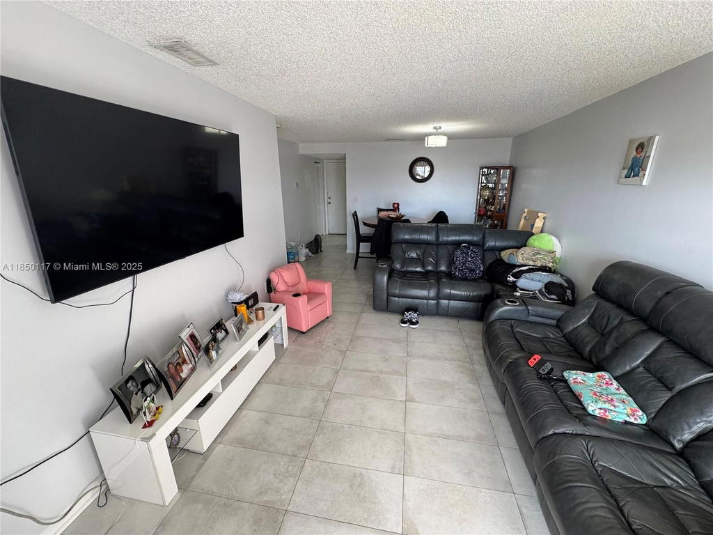 Real estate property located at 1975 Normandy Dr #504, Miami-dade, The Normandy Condo, Miami Beach, FL