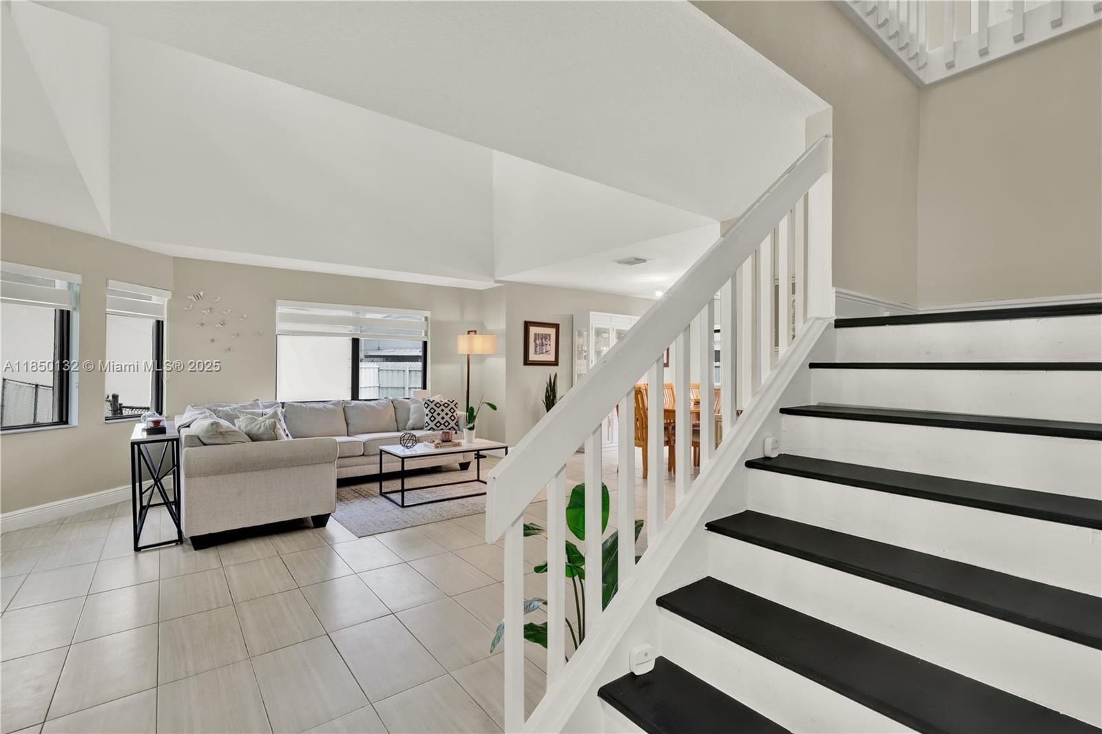 Real estate property located at 10521 67th St, Miami-dade, Jacarandas At Sunset Rev, Miami, FL