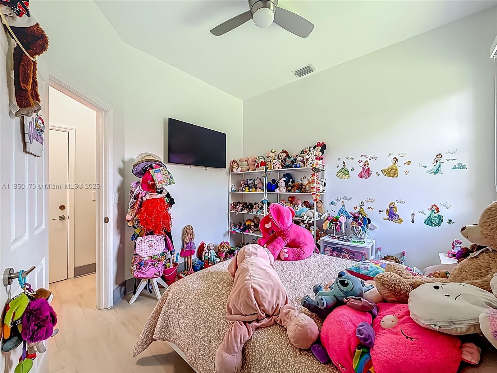 Real estate property located at , Broward, Emerald Courts - Opal Cre, Weston, FL