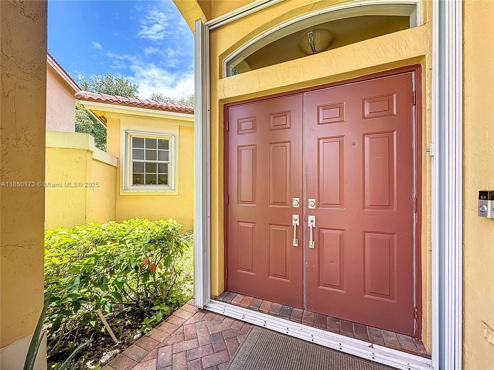 Real estate property located at , Broward, Emerald Courts - Opal Cre, Weston, FL