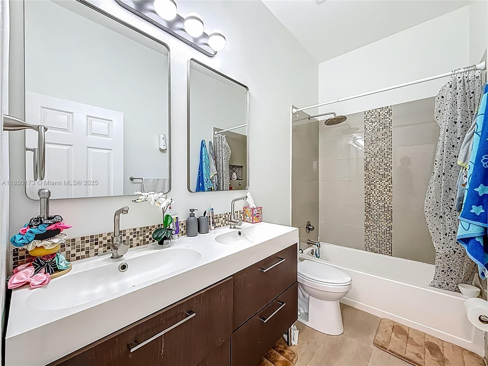 Real estate property located at , Broward, Emerald Courts - Opal Cre, Weston, FL