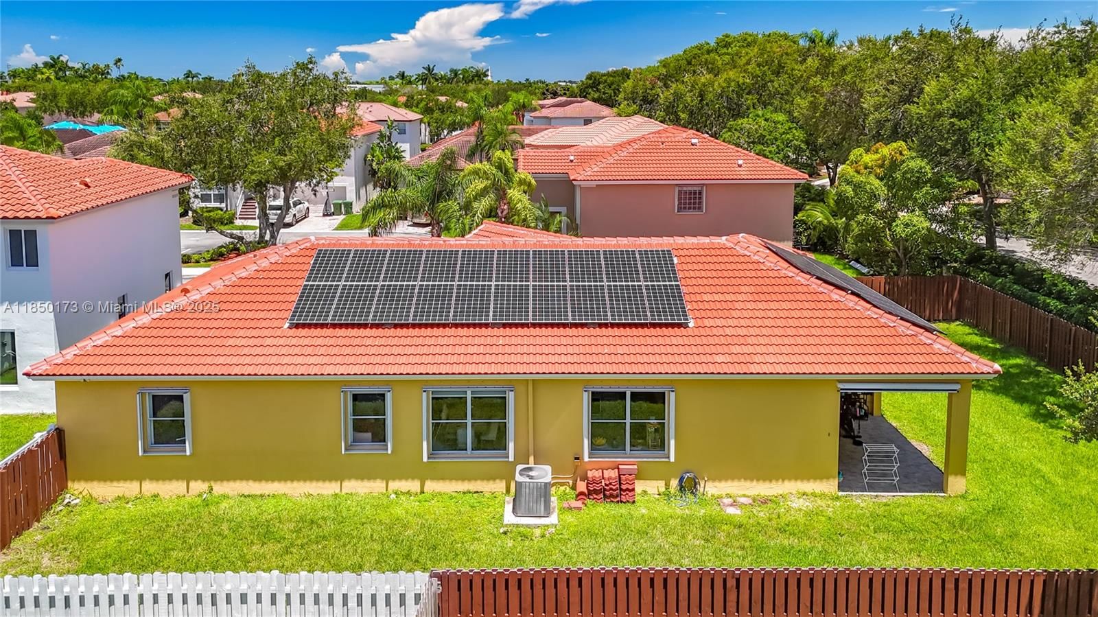 Real estate property located at , Broward, Emerald Courts - Opal Cre, Weston, FL