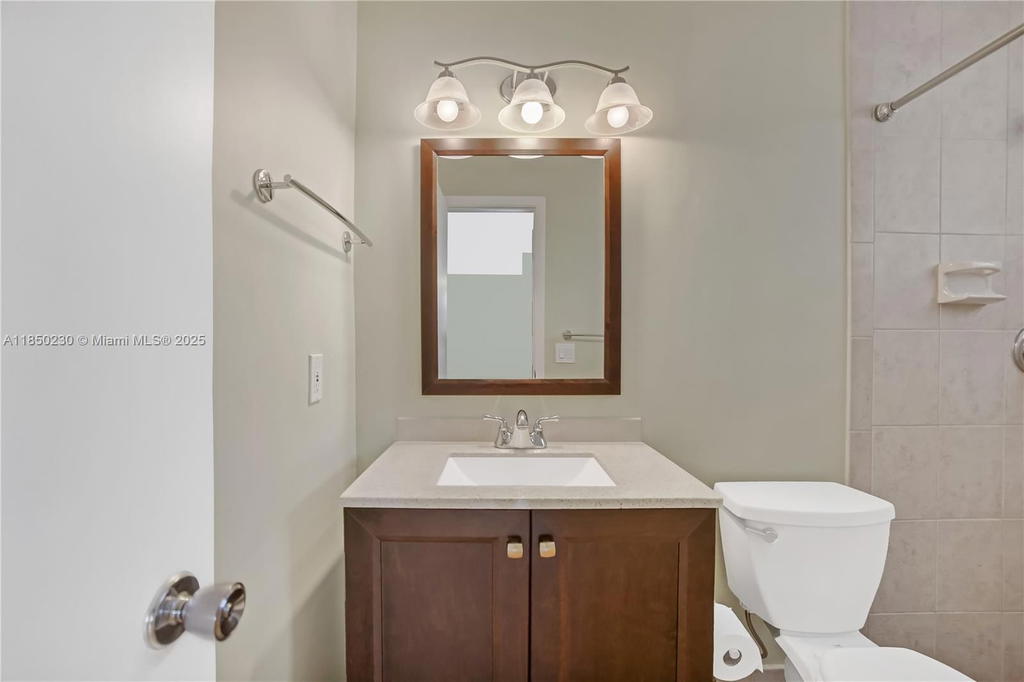 Real estate property located at 830 18th St, Broward, Pinehurst, Fort Lauderdale, FL