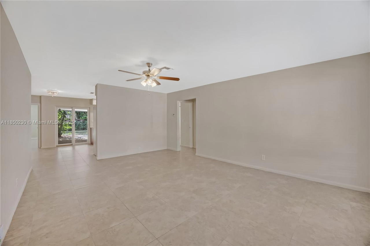 Real estate property located at 830 18th St, Broward, Pinehurst, Fort Lauderdale, FL