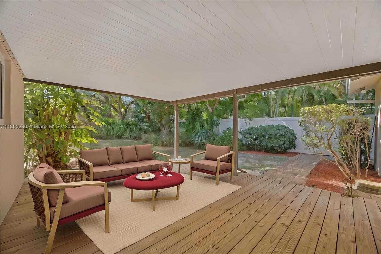 Real estate property located at 830 18th St, Broward, Pinehurst, Fort Lauderdale, FL