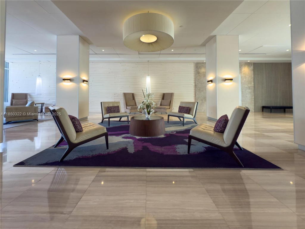 Real estate property located at 100 Bayview Dr #224, Miami-dade, Arlen House East Condo, Sunny Isles Beach, FL