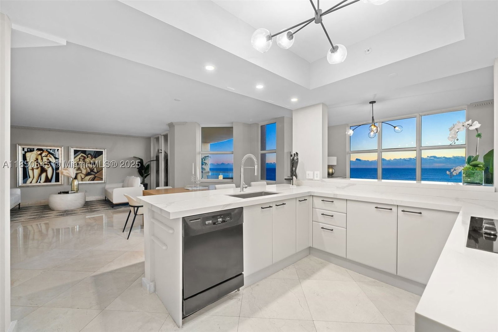Real estate property located at 2100 Ocean Blvd #18D, Broward, Palms Tower One Condo, Fort Lauderdale, FL