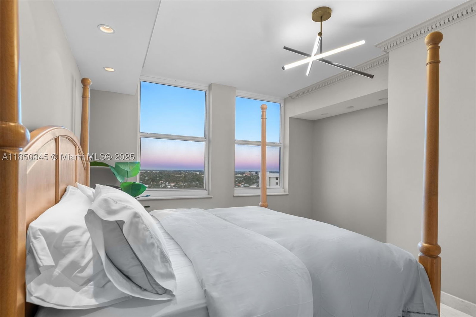 Real estate property located at 2100 Ocean Blvd #18D, Broward, Palms Tower One Condo, Fort Lauderdale, FL