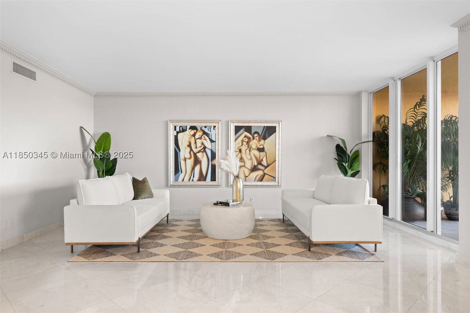 Real estate property located at 2100 Ocean Blvd #18D, Broward, Palms Tower One Condo, Fort Lauderdale, FL