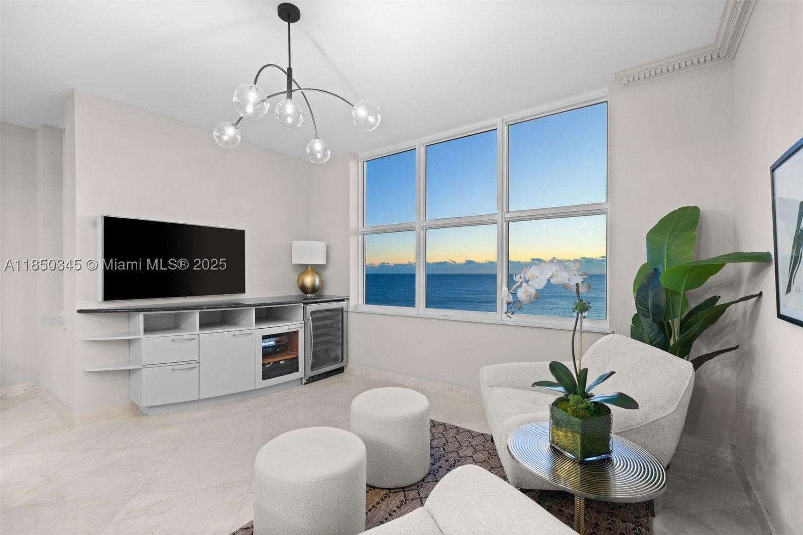 Real estate property located at 2100 Ocean Blvd #18D, Broward, Palms Tower One Condo, Fort Lauderdale, FL