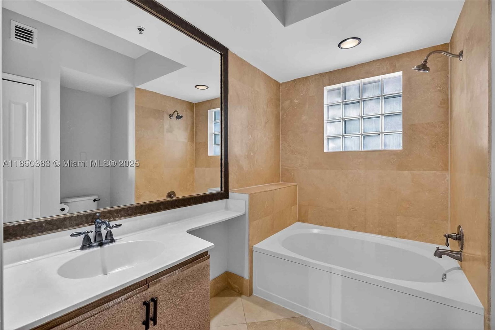 Real estate property located at 3255 184th St #12405, Miami-dade, Village By The Bay Condo, Aventura, FL