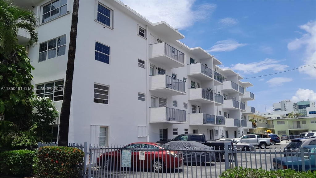 Real estate property located at 525 Meridian Ave #405, Miami-dade, 525 Meridian Condo, Miami Beach, FL
