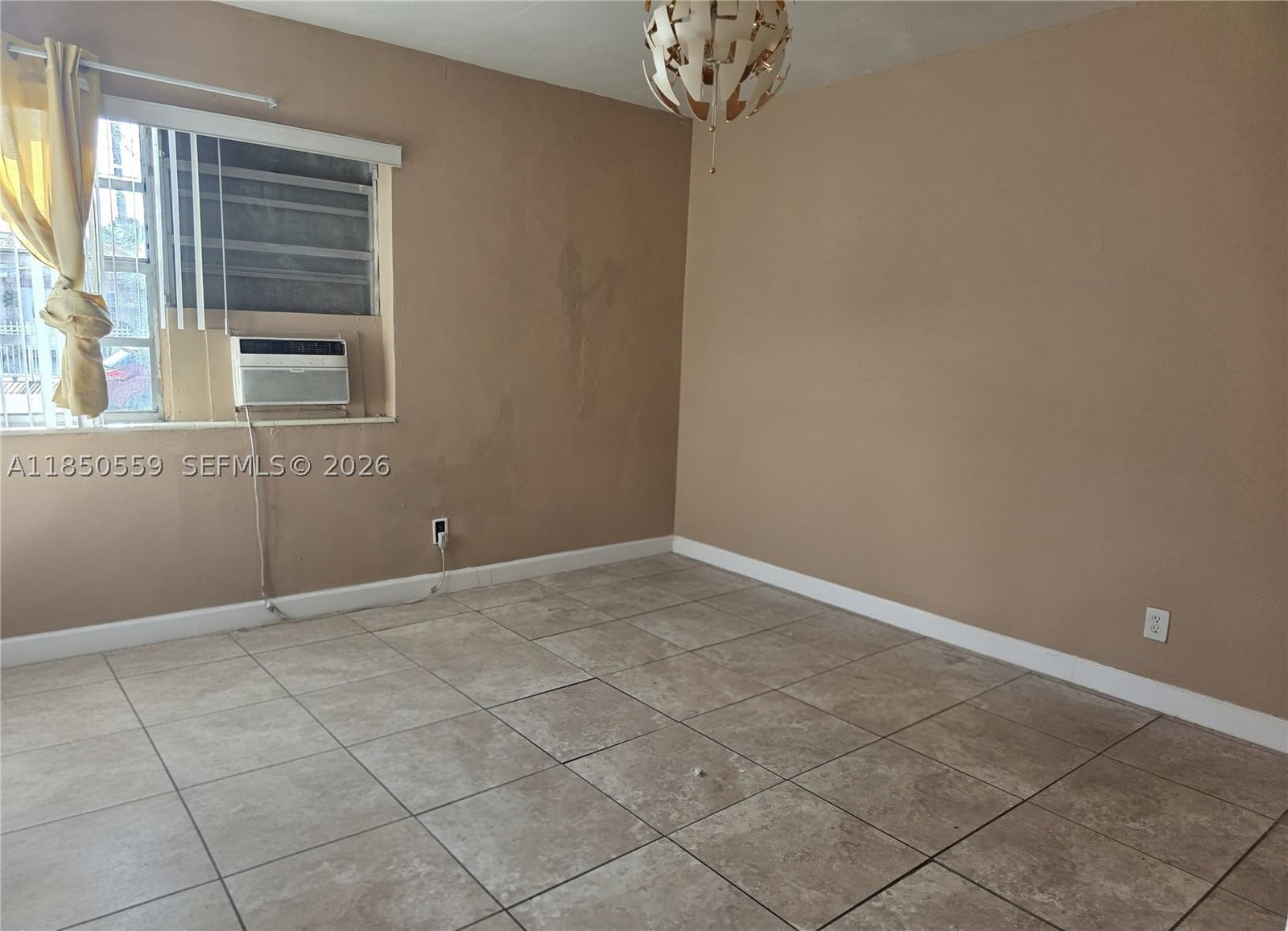 Real estate property located at 163 18th Ct, Miami-dade, Hillcrest, Miami, FL