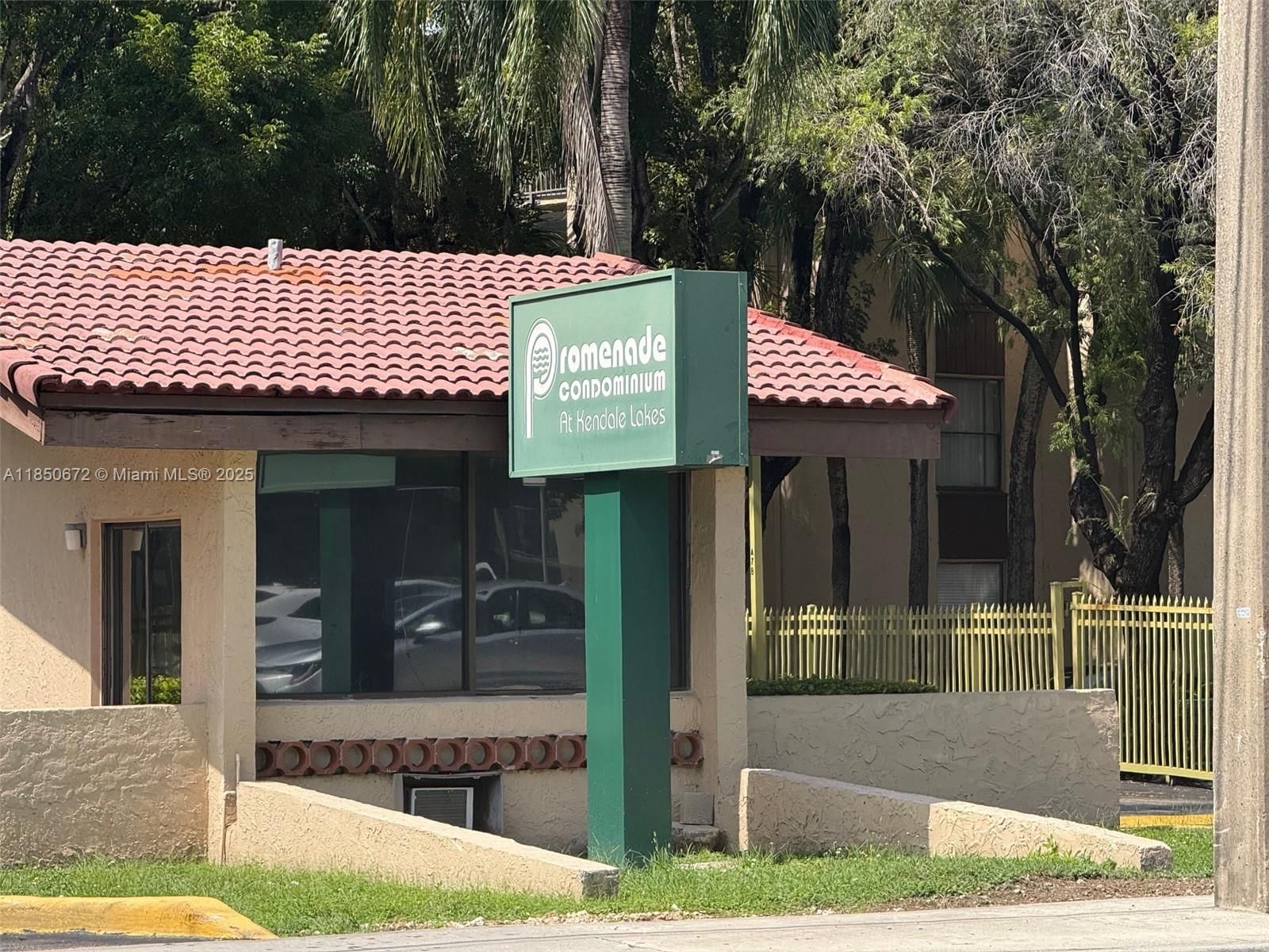Real estate property located at 14525 Kendall Dr #209-J, Miami-dade, Promenade At Kendale Lake, Miami, FL