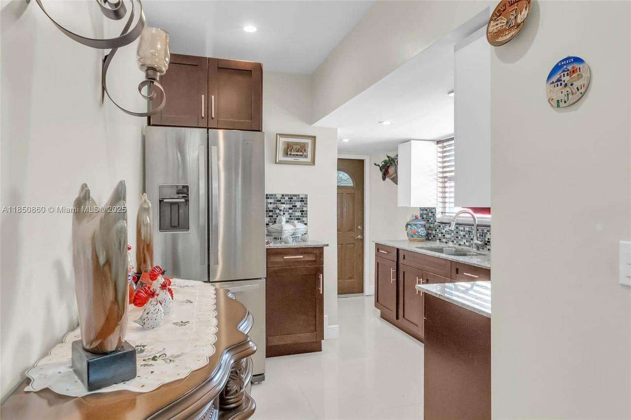 Real estate property located at 5890 Palm Ave, Miami-dade, Palm Estates 1st Addn, Hialeah, FL