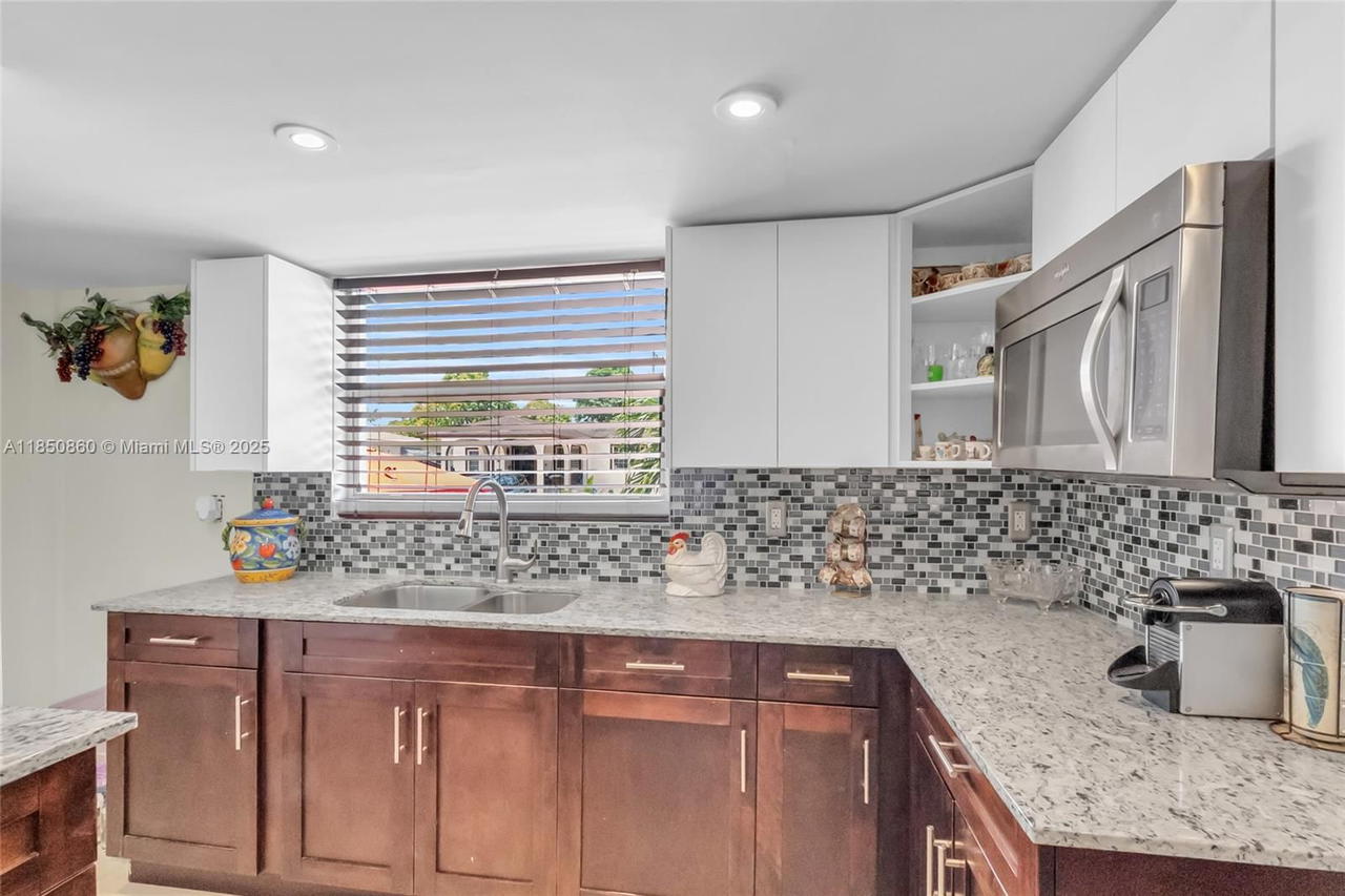 Real estate property located at 5890 Palm Ave, Miami-dade, Palm Estates 1st Addn, Hialeah, FL