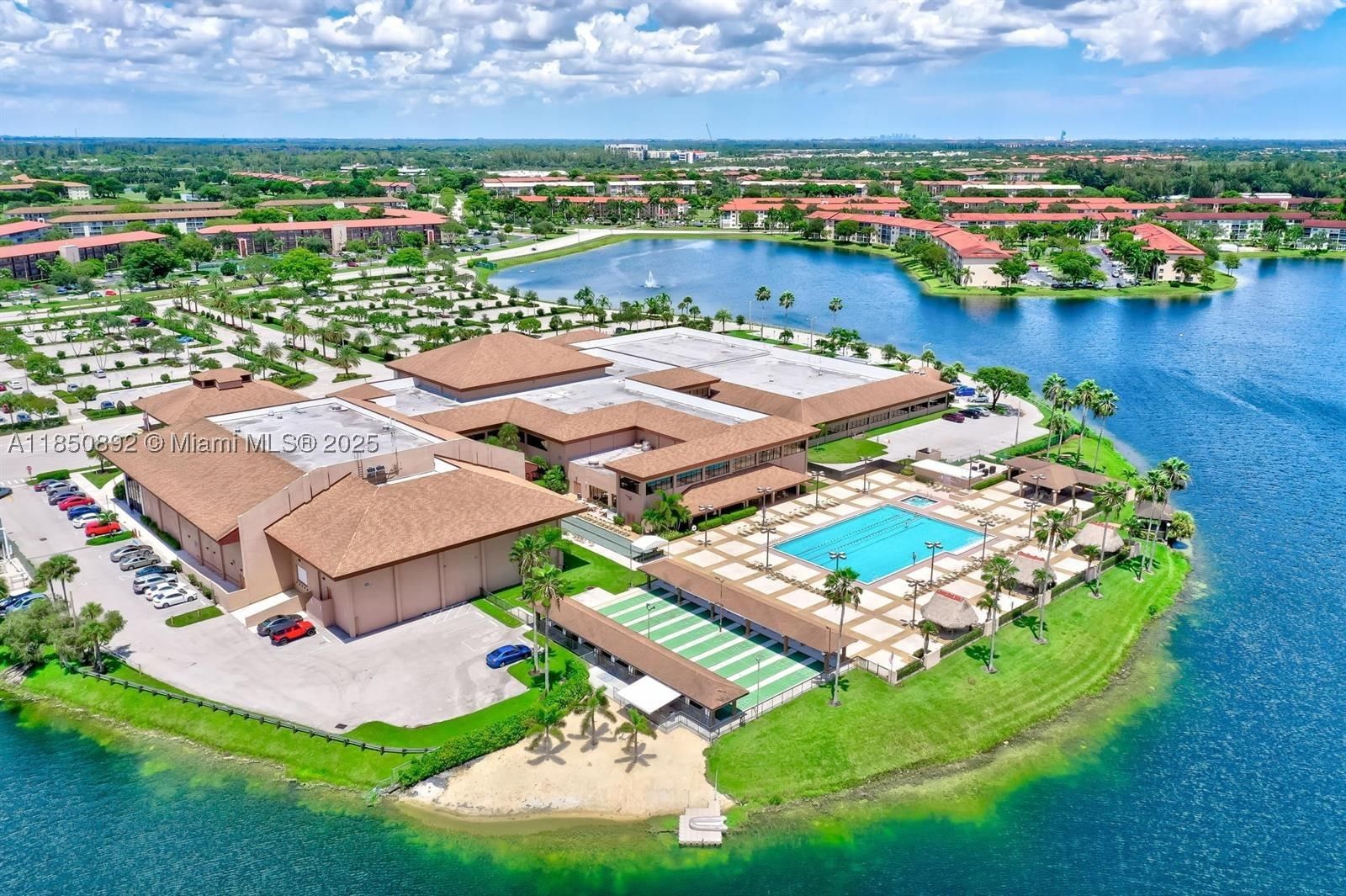 Real estate property located at 251 132 Way #417H, Broward, New Hampton At Century Vi, Pembroke Pines, FL