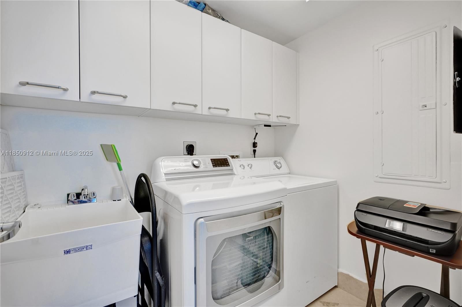Real estate property located at 3101 Ocean Dr #3506, Broward, Ocean Palms, Hollywood, FL