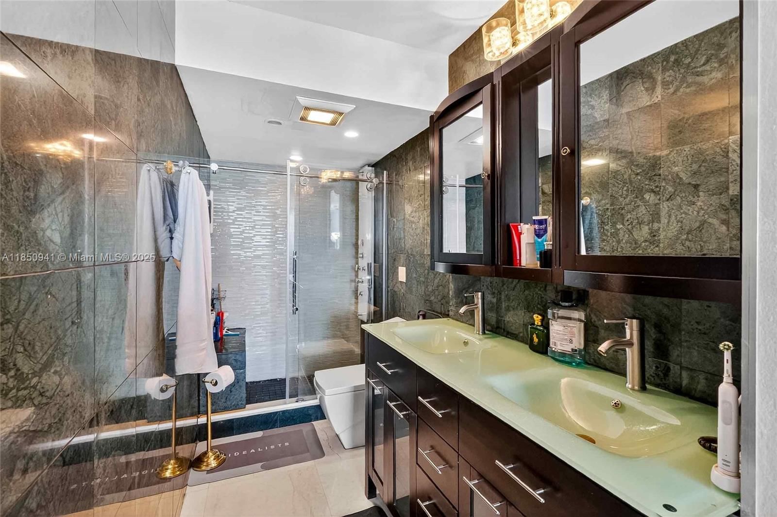 Real estate property located at 300 Bayview Dr #1616, Miami-dade, Arlen House Condo, Sunny Isles Beach, FL