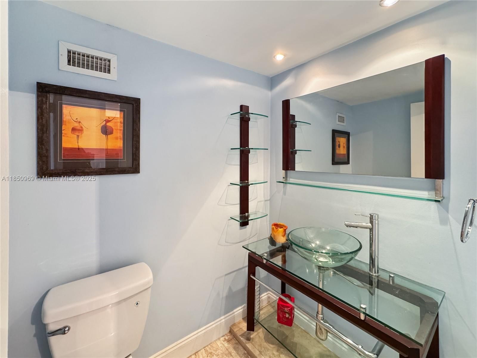 Real estate property located at 2899 Collins Ave PH F, Miami-dade, Triton Tower Condo, Miami Beach, FL
