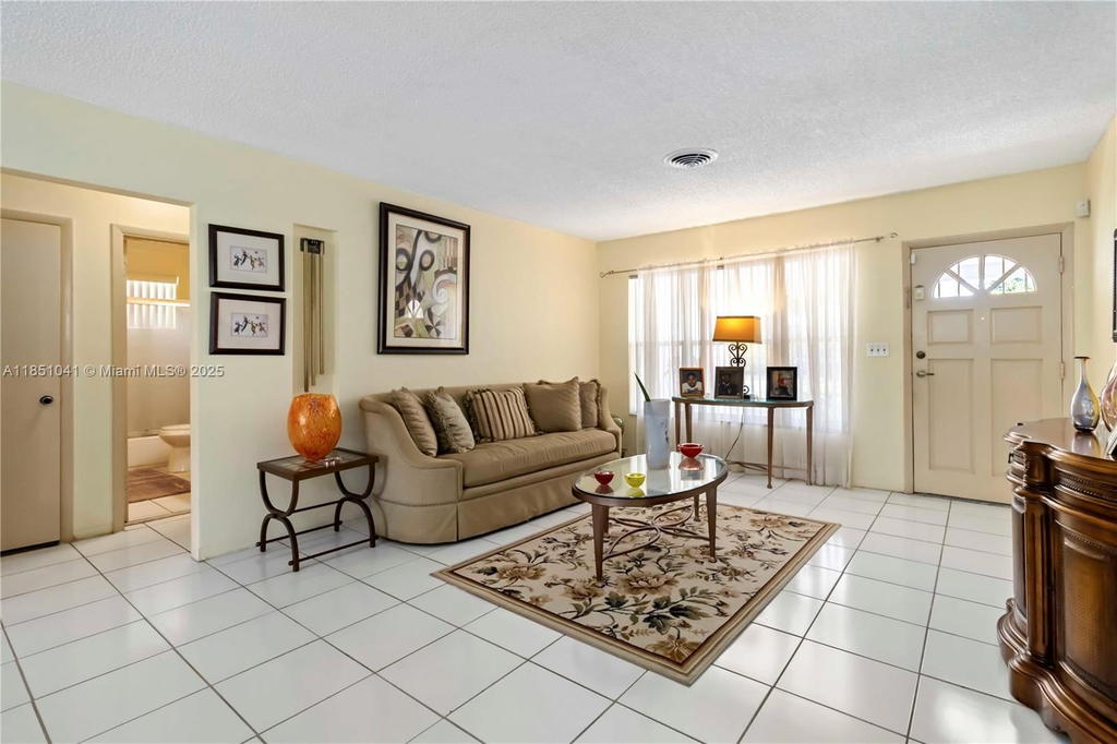 Real estate property located at 1545 158th St, Miami-dade, Hathaway Homes, North Miami Beach, FL