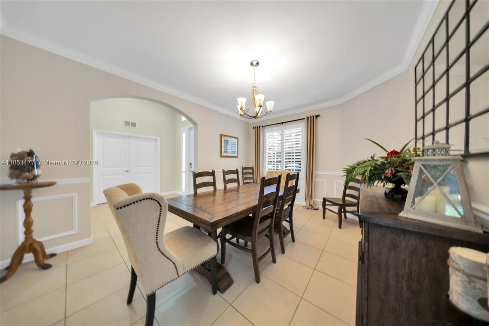 Real estate property located at 12801 223rd St, Miami-dade, Estate Mansions 1st Addn, Miami, FL