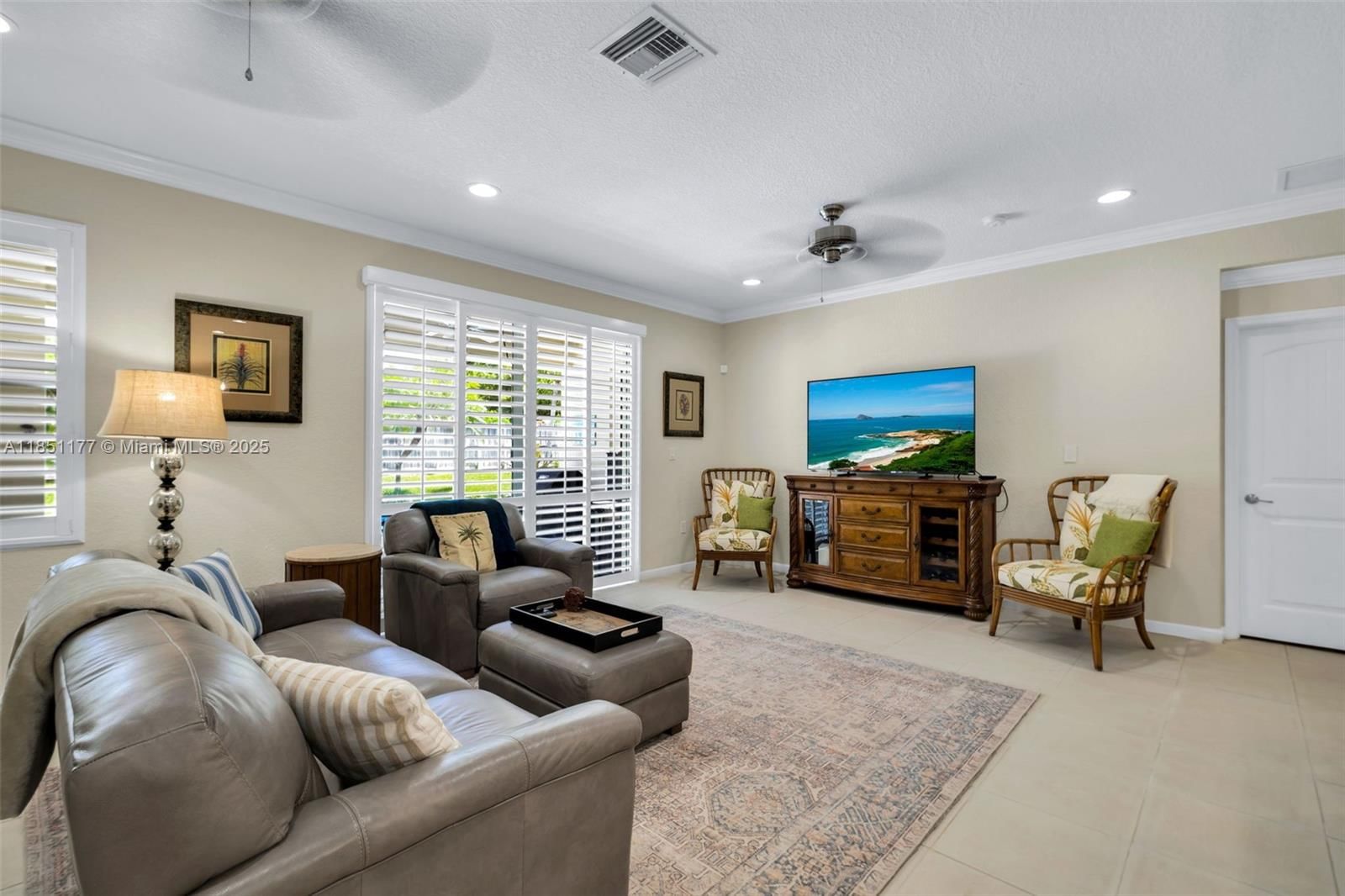 Real estate property located at 12801 223rd St, Miami-dade, Estate Mansions 1st Addn, Miami, FL