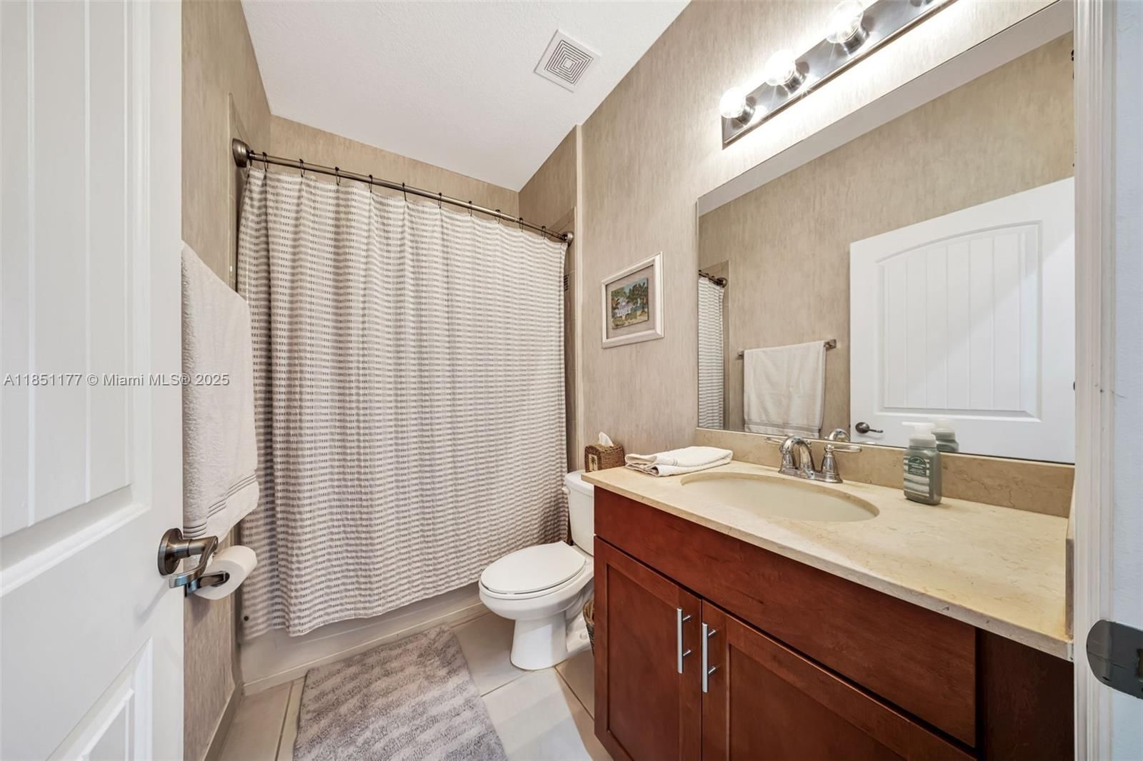 Real estate property located at 12801 223rd St, Miami-dade, Estate Mansions 1st Addn, Miami, FL