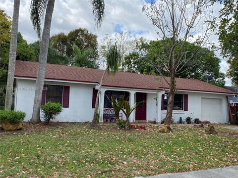 Real estate property located at 14902 65th Ter, Miami-dade, Westwind Lakes Sec 2, Miami, FL