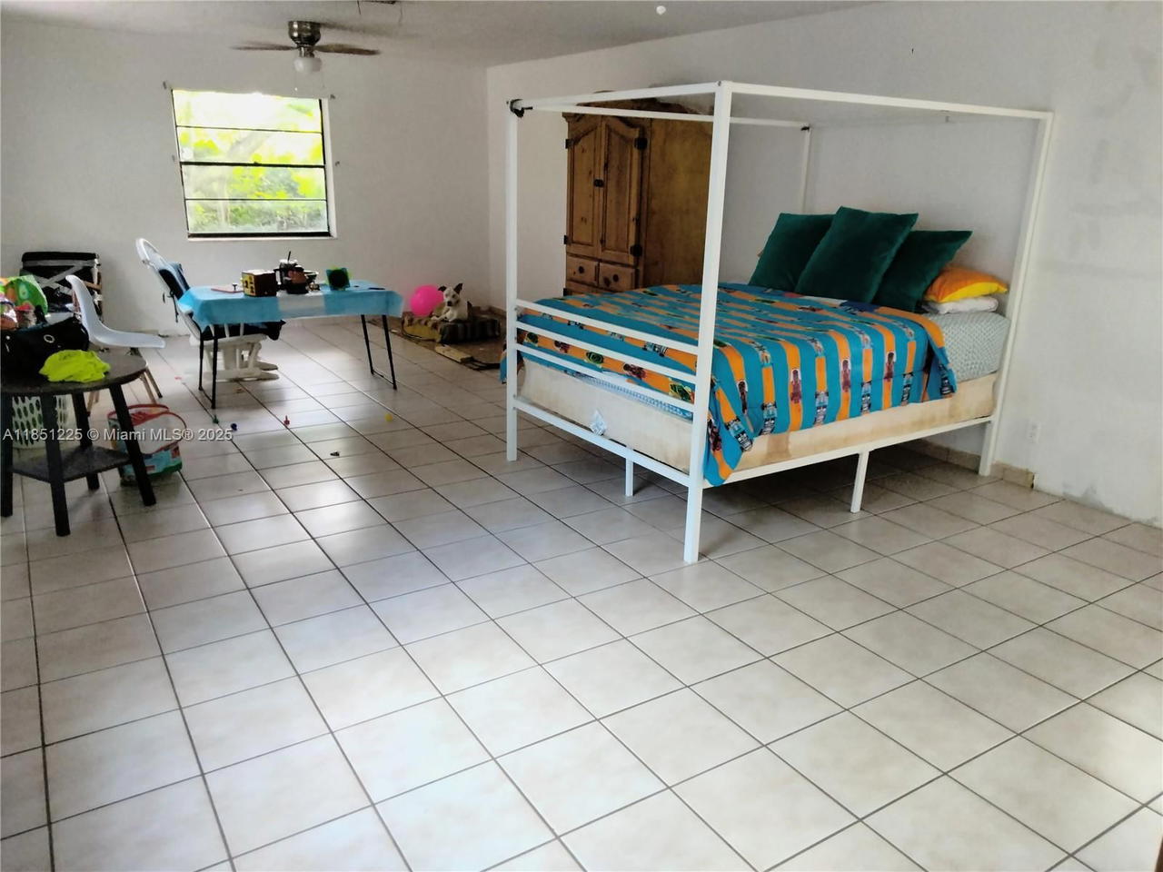Real estate property located at 14902 65th Ter, Miami-dade, Westwind Lakes Sec 2, Miami, FL